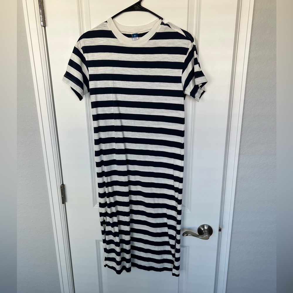 Navy blue midi dress with side slits